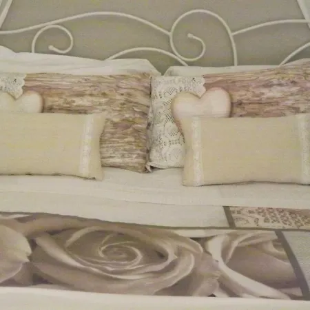 Il Tempo Del Vento In Front Of The Castle Frühstückspension 4*